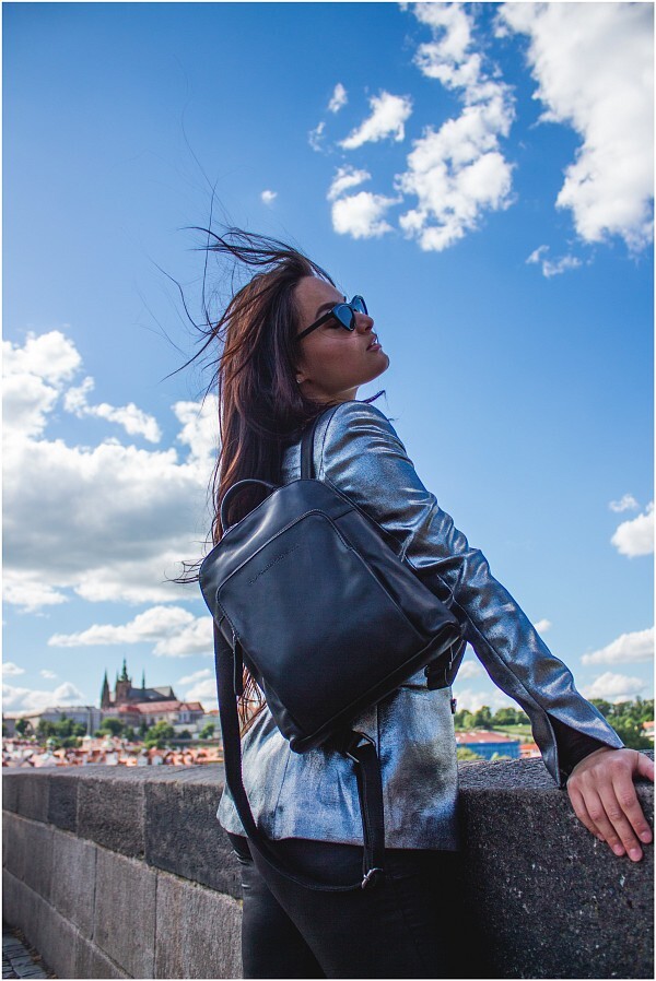 Mestský kožený batoh Sienna značky The Chesterfield Brand