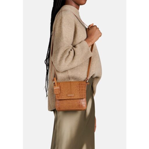 BURKELY Dámska crossbody kabelka Cool Colbie 1000442.29.24 koňaková