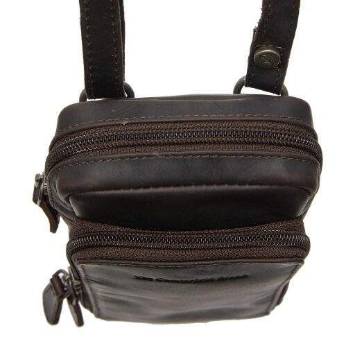 The Chesterfield Brand Kožená crossbody kabelka na mobil Valdes C48.132501 hnedá