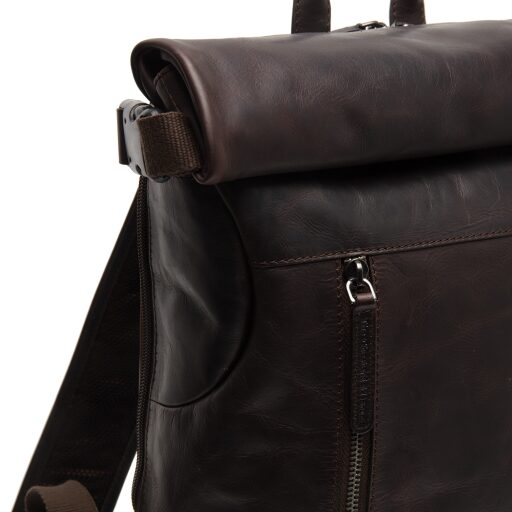 The Chesterfield Brand Rolovací kožený batoh na notebook Mazara C58.032301 hnedý klopa