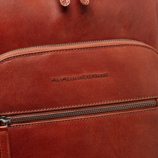 The Chesterfield Brand Pánsky kožený batoh na notebook 15" Maggiore C58.034131 koňakový detail