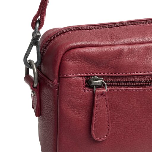The Chesterfield Brand Dámska kabelka cez rameno Liora C48.142018 vínovo červená