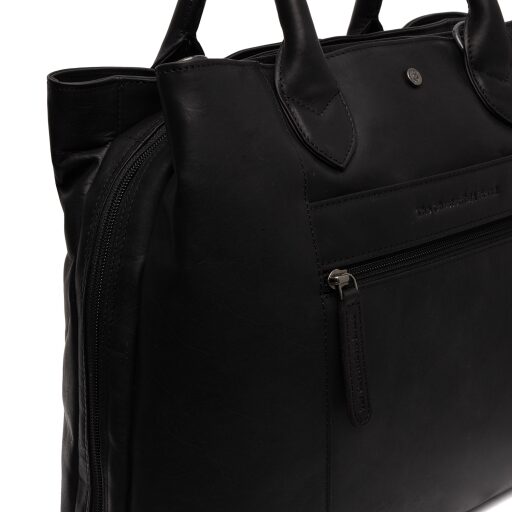 Dámska kožená kabelka do ruky aj cez rameno The Chesterfield Brand Passau C48.129800 čierna zipsová priehradka na zadnej strane