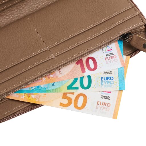 The Chesterfield Brand Dámska kožená peňaženka RFID Mirelle béžová na bankovky