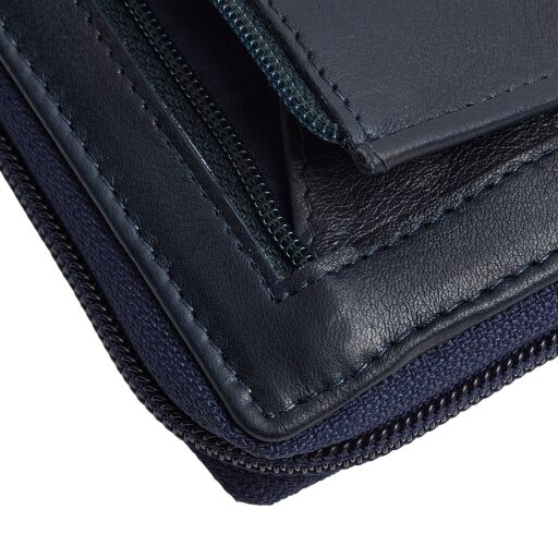 The Chesterfield Brand Dámska kožená peňaženka RFID Mirelle tmavo modrá detail