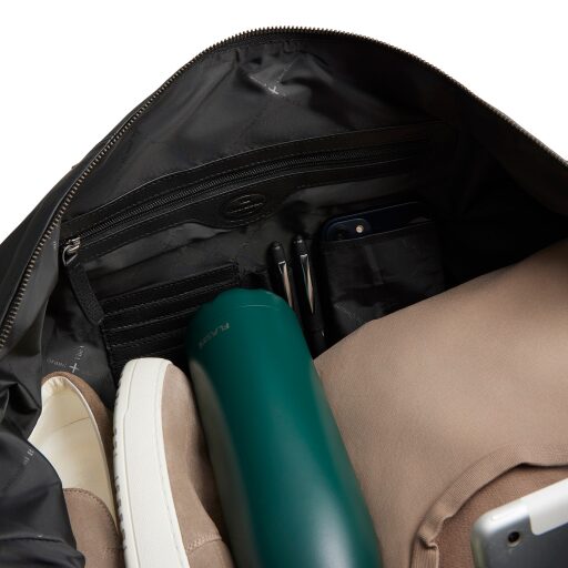 The Chesterfield Brand Kožená cestovná taška - weekender Amaris C20.006500 čierna vnútorné priehradky