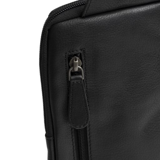 The Chesterfield Brand Kožená crossbody taška Isley C58.034700 čierna zadné vrecko
