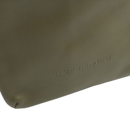 The Chesterfield Brand Kožená crossbody taška Isley C58.034702 olivová logo