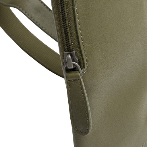 The Chesterfield Brand Kožená crossbody taška Isley C58.034702 olivová zips