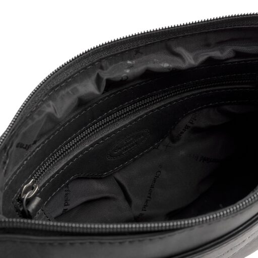 The Chesterfield Brand kožená kabelka do ruky aj cez rameno Harlan C48.144000 čierna vnútorné priehradky