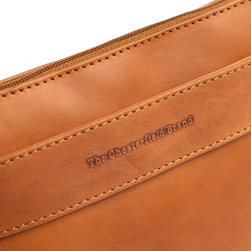 The Chesterfield Brand kožená kabelka do ruky aj cez rameno Harlan C48.144031 koňaková logo