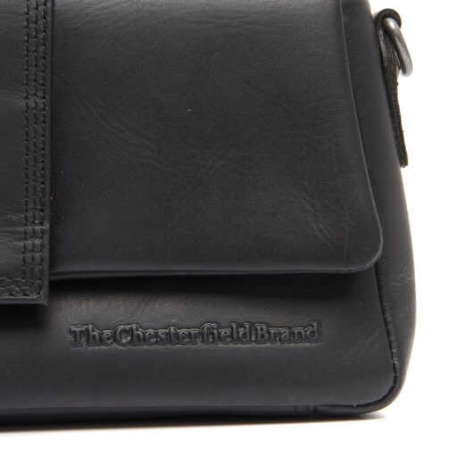 The Chesterfield Brand dámska kožená kabelka cez rameno Clifden C48.136500 čierna logo
