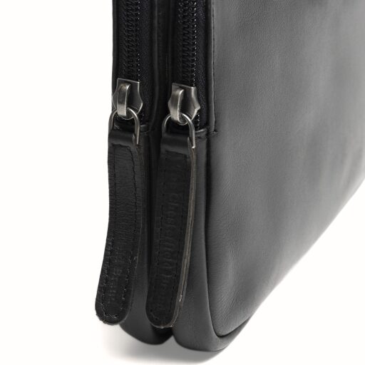 The Chesterfield Brand kožená kabelka cez plece / crossbody Caia C48.144600 čierna dva zipsy