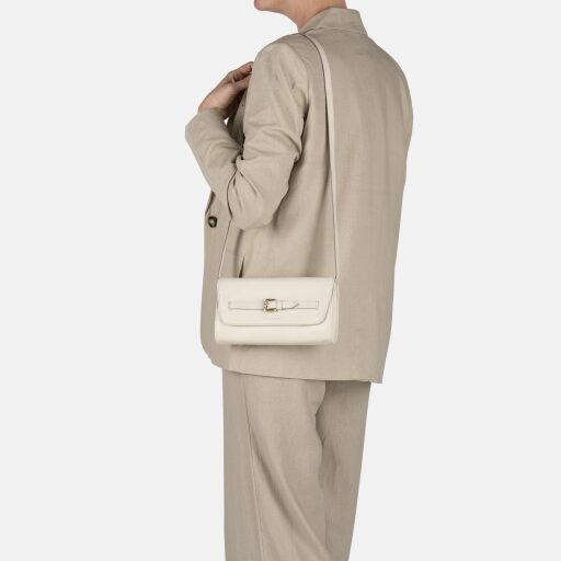 BURKELY Kožená kabelka cez rameno / crossbody Demi 1001905.46.01 smotanová cez rameno