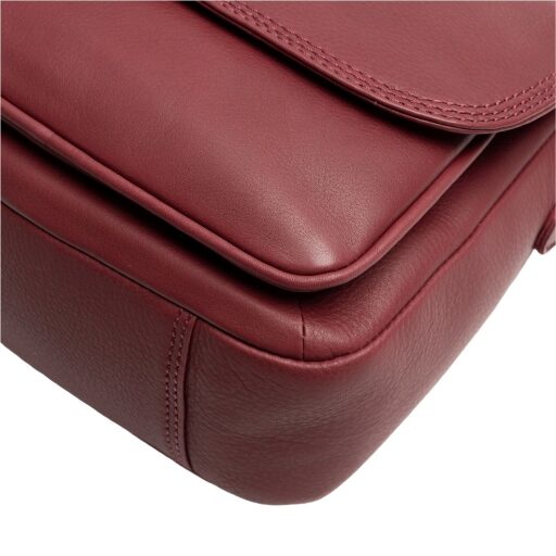 The Chesterfield Brand Kožená kabelka cez rameno Miloa C48.142118 vínovo červená