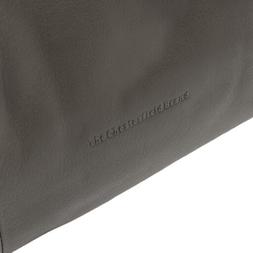 The Chesterfield Brand Kožená kabelka cez rameno Nerissa C48.143733 tmavo šedá logo