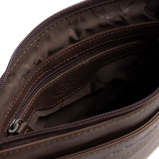 The Chesterfield Brand kožená kabelka cez rameno Trenton C48.144101 hnedá vnútorné priehradky