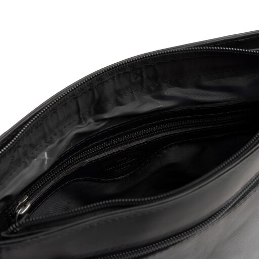 The Chesterfield Brand kožená kabelka cez rameno Vayana C48.144800 čierna vnútorné priehradky