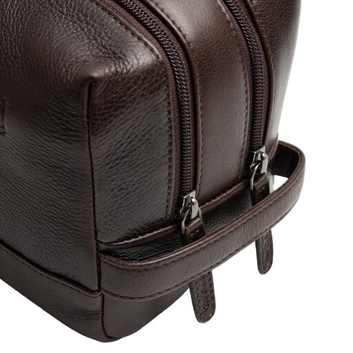 The Chesterfield Brand Kožená kozmetická taška Montelaro C08.063901 hnedá dve priehradky