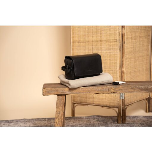 The Chesterfield Brand Kožená kozmetická taška Rosario C08.050000 čierna