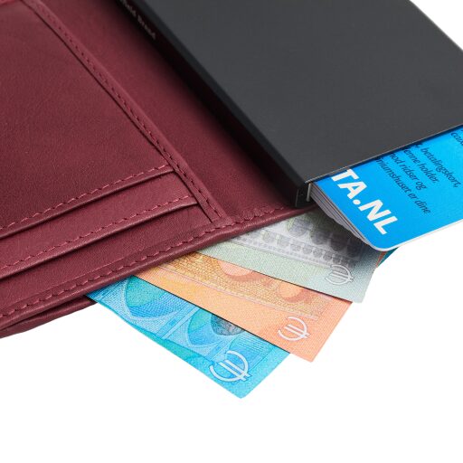 Kožená peňaženka - puzdro na karty RFID Althea vínovo červená na bankovky