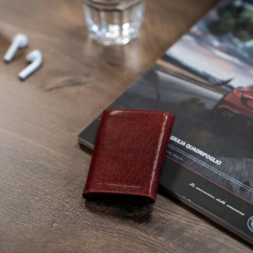 The Chesterfield Brand Kožená peňaženka - puzdro na karty RFID C08.044104 Paris červená