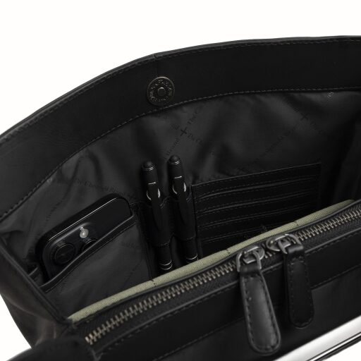The Chesterfield Brand Kožená shopper kabelka Lioren C48.145000 čierna vnútorné priehradky