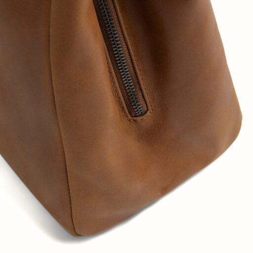 The Chesterfield Brand Kožená shopper kabelka Lioren C48.145031 koňaková detail zipsu