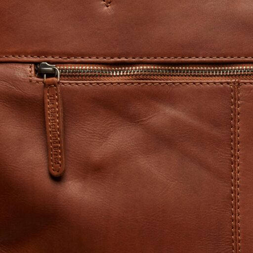 Kožená shopper kabelka na notebook The Chesterfield Brand BERLIN C38.016031 koňak zadné vrecko