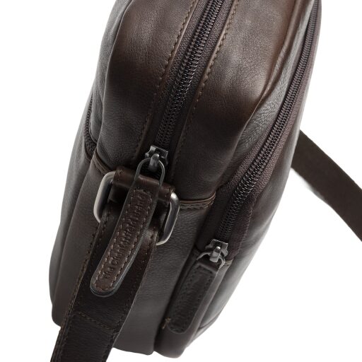 The Chesterfield Brand kožená taška na doklady Valtorio C48.144501 hnedá zips