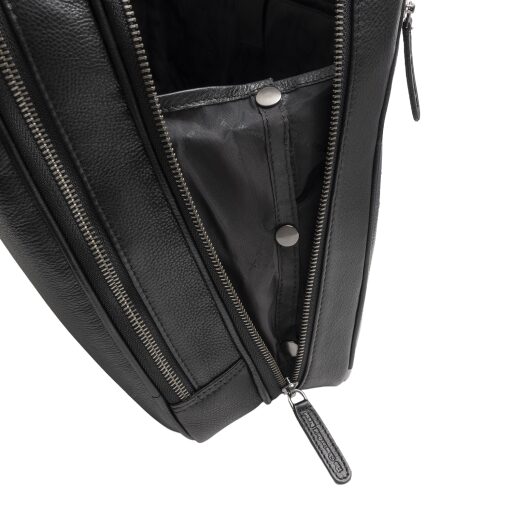The Chesterfield Brand Kožená taška na notebook 15" Venturo C40.110800 čierna rozopnutý bok