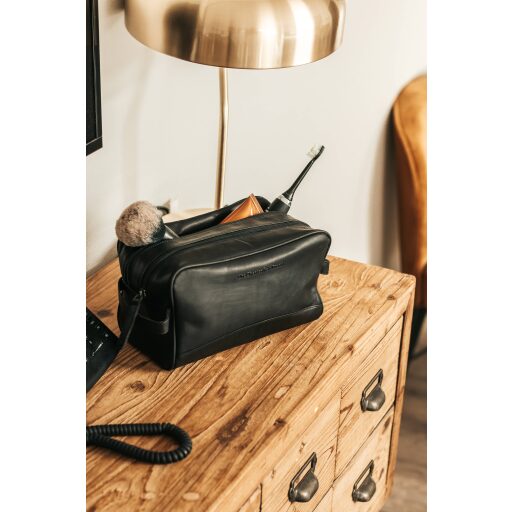 The Chesterfield Brand Kožená toaletná taška Stacey C08.016500 čierna