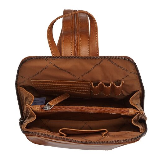 Dámsky kožený batoh do mesta The Chesterfield Brand Claire C58.023531 koňakový vnútorné priehradky