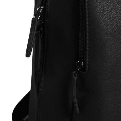 DANIEL RAY kožený batoh na notebook 15,6" Broome DRL25.1591.00 čierny detail