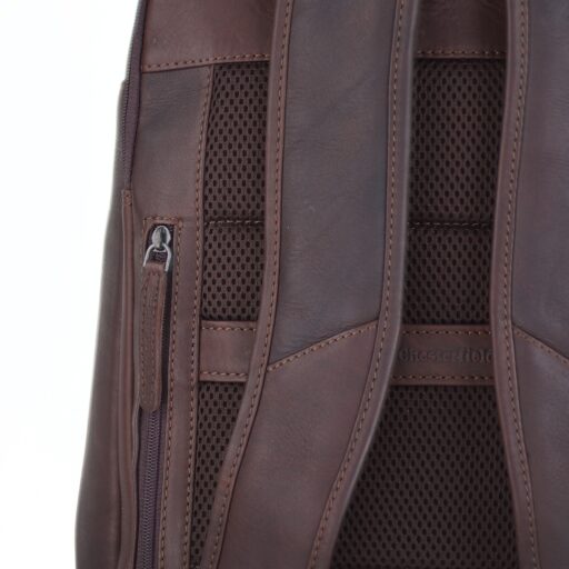 The Chesterfield Brand Kožený batoh na notebook 15,6" Natalie C58.700201 hnedý detail
