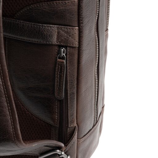 The Chesterfield Brand Kožený batoh na notebook Marvello C58.035001 hnedý zadný priečinok