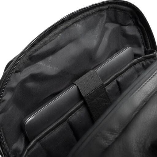 The Chesterfield Brand Kožený batoh na notebook Serenzo C58.035100 čierny priehradka na notebook