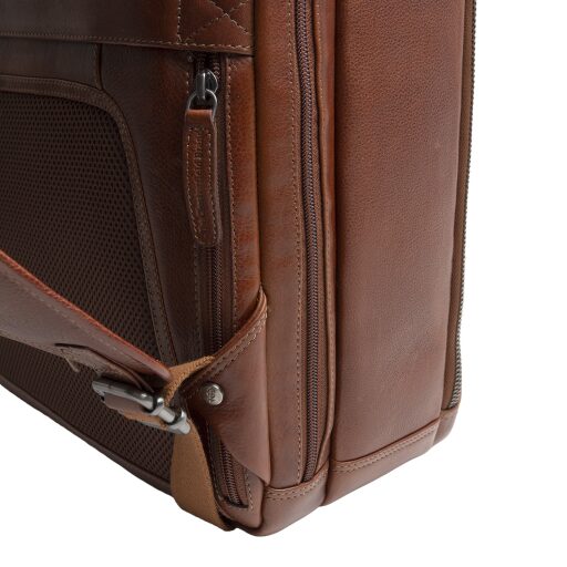 The Chesterfield Brand Kožený batoh na notebook Serenzo C58.035131 koňakový zadný priečinok