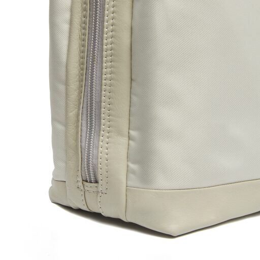 Shopper kabelka The Chesterfield Brand Lavik C38.040005 smotanovo biela detail