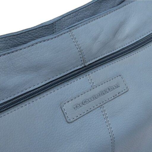 The Chesterfield Brand Kožená kabelka do ruky aj cez rameno Astero C48.142315 nebeská modrá logo