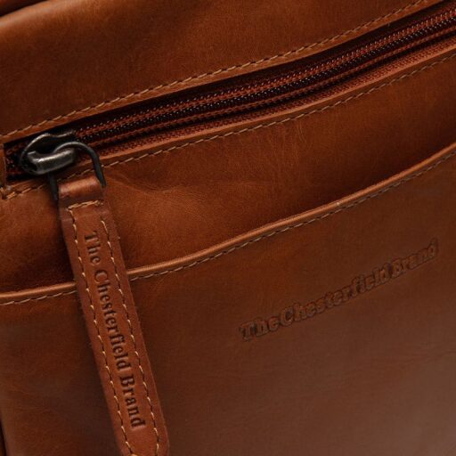 The Chesterfield Brand Kožená crossbody taška na doklady Laveno C48.138631 koňaková detail