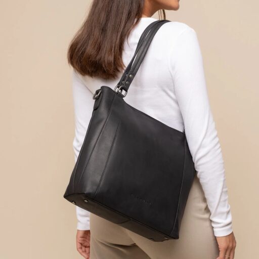 The Chesterfield Brand Kožená shopper kabelka Elira C48.143900 čierna