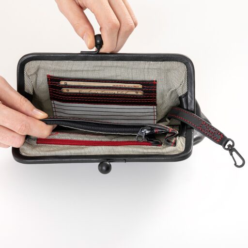 aunts&uncles Grandma´s Luxury Club ROSE 42213-0 black smoke Dámska kožená peňaženka clutch - vnútorné členenie