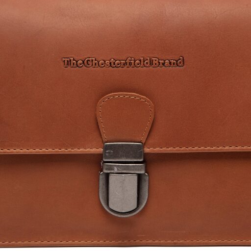 Dámska kožená kabelka The Chesterfield Brand Lucca C48.127031 koňaková - klopa so zámkom