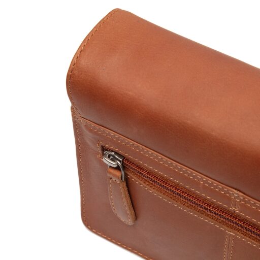 Dámska kožená kabelka The Chesterfield Brand Lucca C48.127031 koňaková - zipsová priehradka
