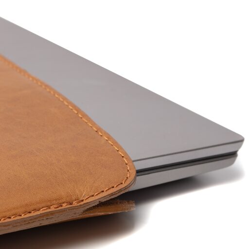 The Chesterfield Brand Kožené puzdro na notebook 15.6" Miami C40.106531 koňaková