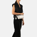 BURKELY Kožená crossbody kabelka Rock Ruby 1000717.64.01 smetanovo biela