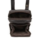 The Chesterfield Brand Kožená crossbody kabelka na mobil Valdes C48.132501 hnedá
