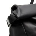 The Chesterfield Brand Rolovací kožený batoh na notebook Mazara C58.032300 čierny klopa