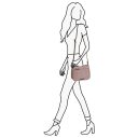 Daniel Ray Crossbody kabelka Hotazel DR25.1689.40 svetloružová na postave